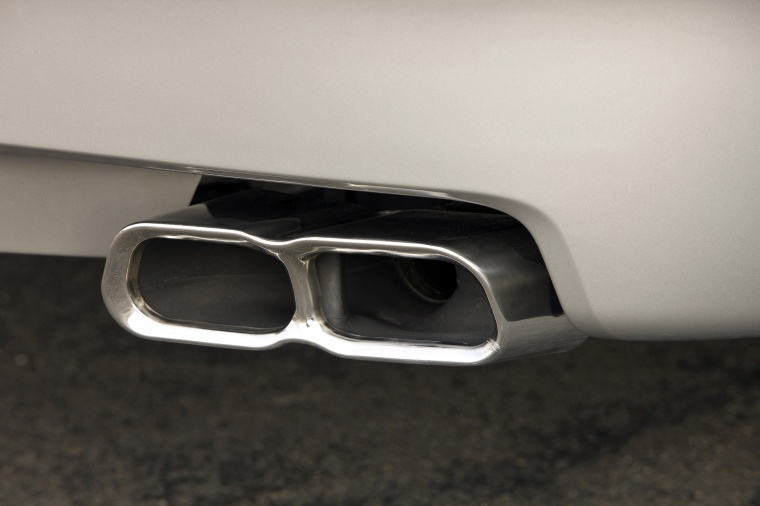 2010 Acura TL SHAWD Exhaust Tips Picture / Pic / Image